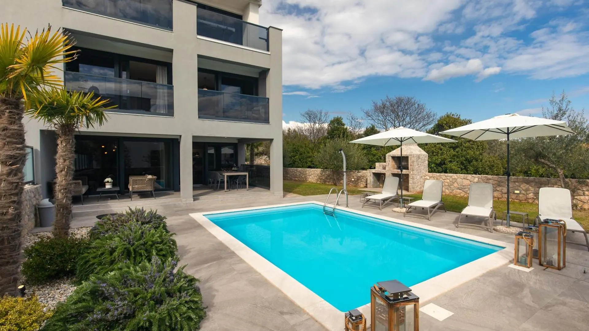 Villa Rina - 3 Bedroom With Private Pool Krk Town 0*,  Croatia