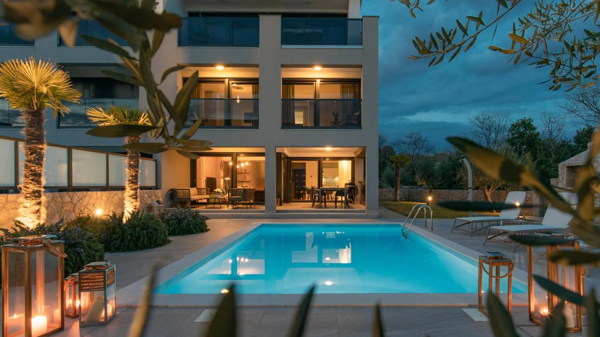 Apartment Villa Rina - 3 Bedroom With Private Pool Krk Town Croatia