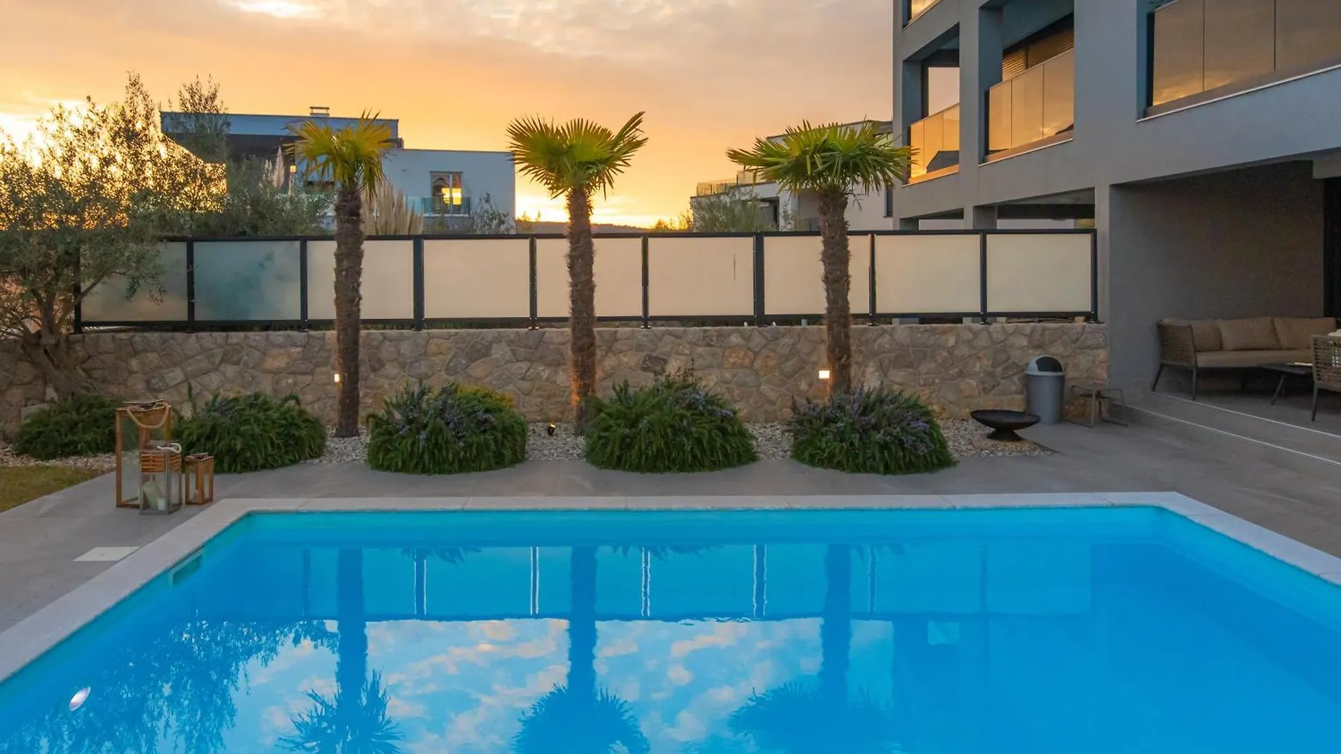 Apartment Villa Rina - 3 Bedroom With Private Pool Krk Town